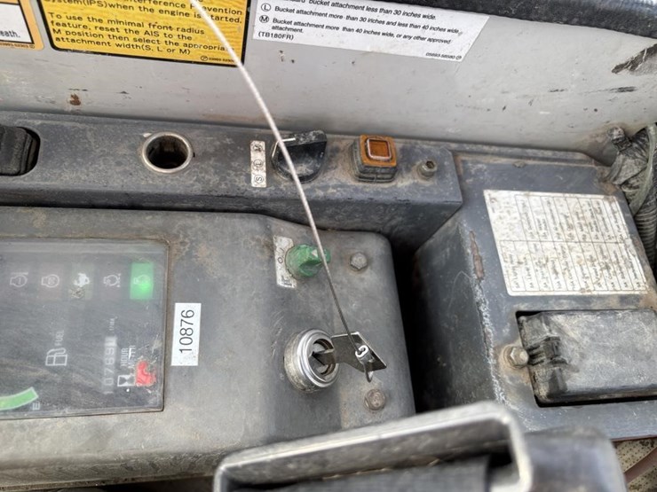 2012-takeuchi-tb180fr-image-38