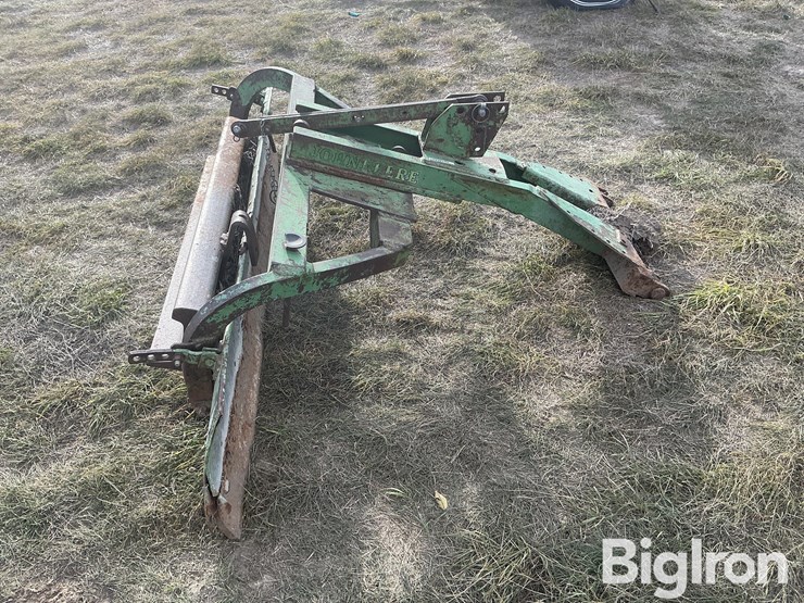 john-deere-70-image-4