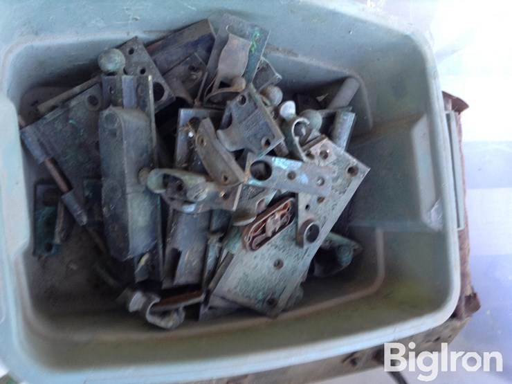 antique-bells-&-door-hardware-image-5