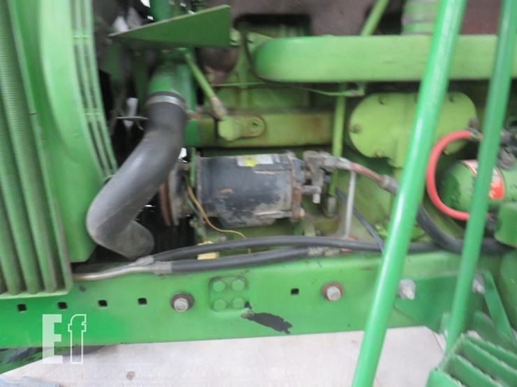 john-deere-4430-image-10