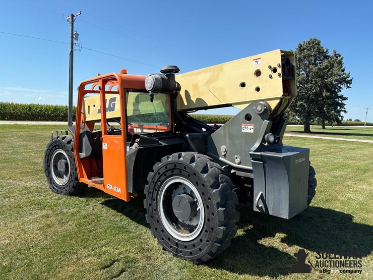 2005-jlg-g9-43a-image-7