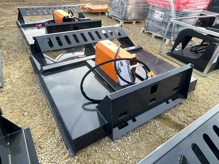 #3247-•-wolverine-72"-skid-steer-brush-cutter-image-3