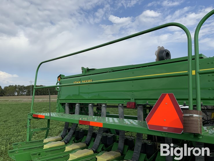 2001-john-deere-1535-image-9