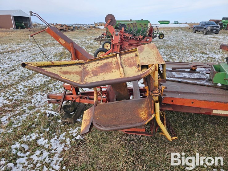 new-holland-1010-image-14