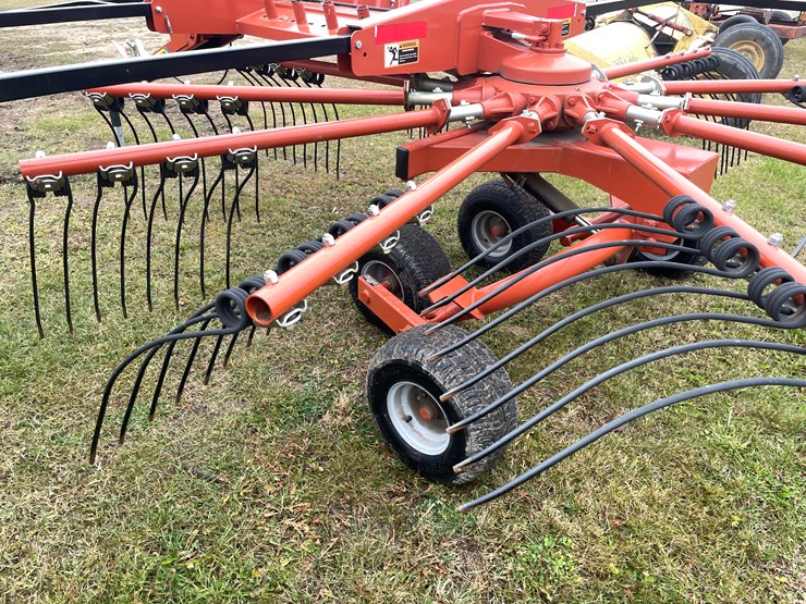 #1054-•-2025-pequea-rotary-rake-image-7