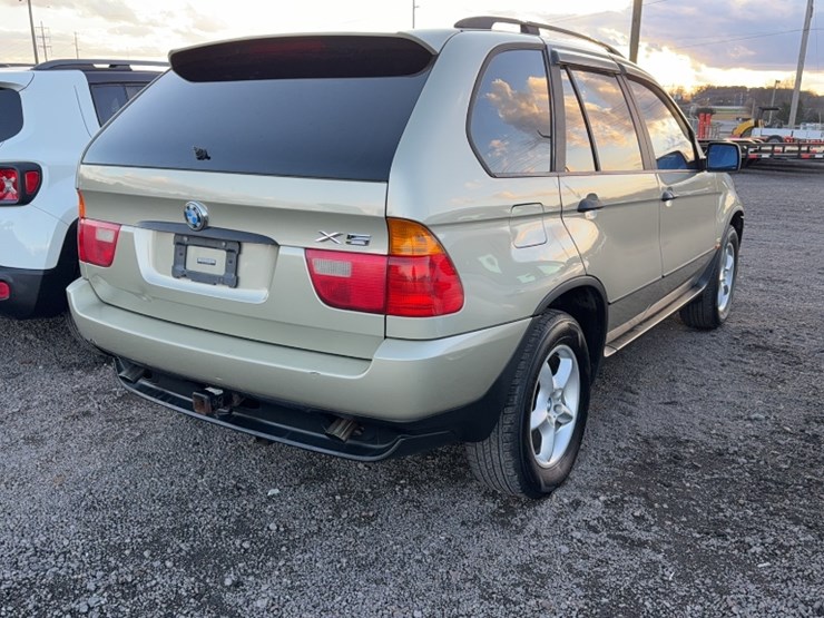 2001-bmw-x5-image-7