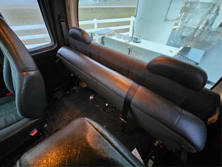 #3284-•-2003-gmc-c5500-aerial-truck-image-37