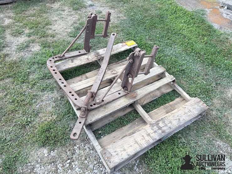 tractor-hitch-image-3