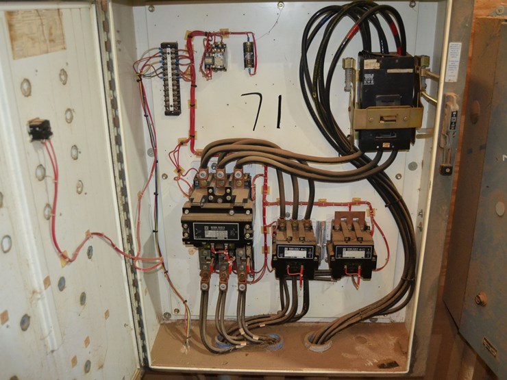 square-d-250hp-reduced-voltage-starter-for-head-w/-disconnect-image-1