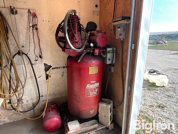 ramair-shop-air-compressor-image-1