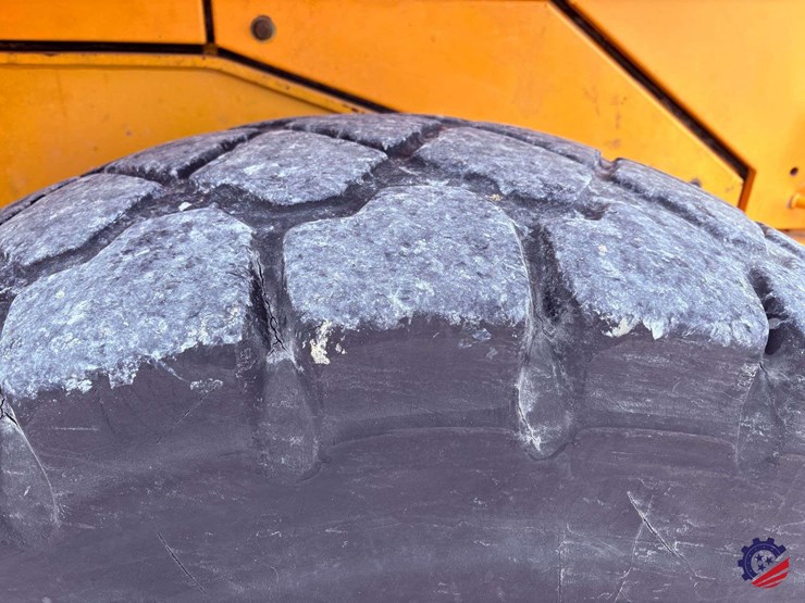 2004-volvo-l60e-image-17