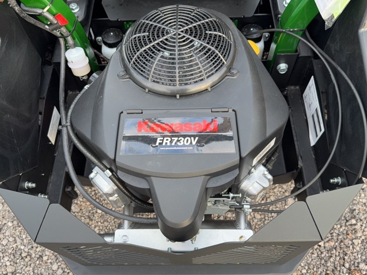 #3080-•-yakta-yxr-120-zero-turn-lawn-mower-image-11