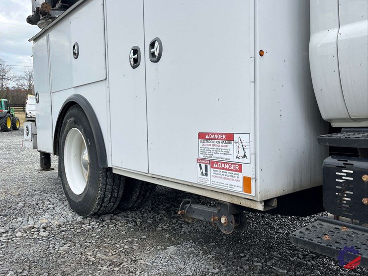 2013-ford-f750-image-52