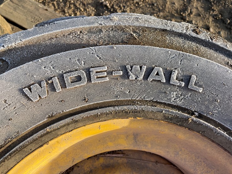 #1443-•-skid-steer-tires-(arcadia,-wi)-image-7