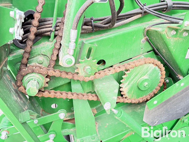 2022-john-deere-560r-image-20