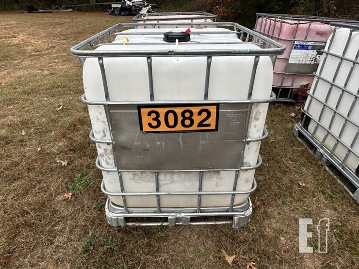 275-gallon-water-tank-image-3