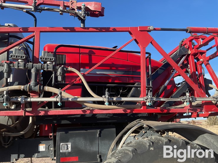 2010-case-ih-patriot-4420-image-17