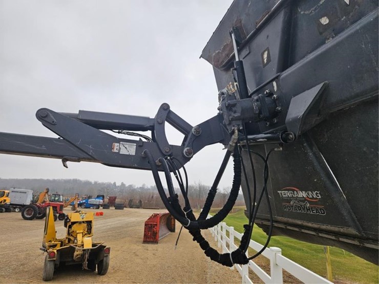 kubota-m6s-111-image-25