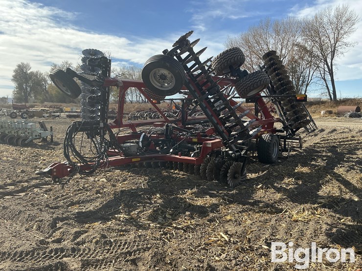 2022-case-ih-2022-image-1