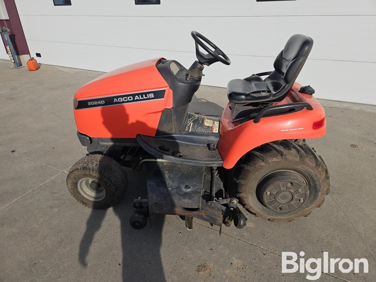 2024-agco-allis-2024d-image-9