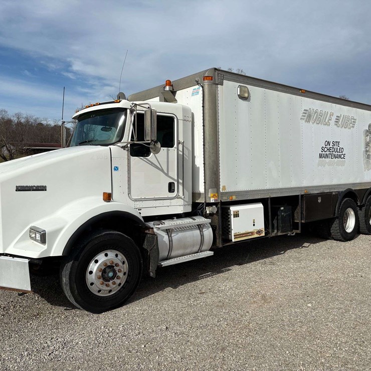 2009 KENWORTH T800