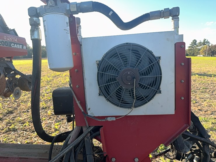 case-ih-1200-image-73