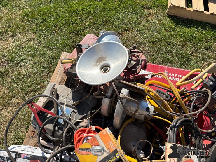 misc-pallet-of-shop-tools-image-13