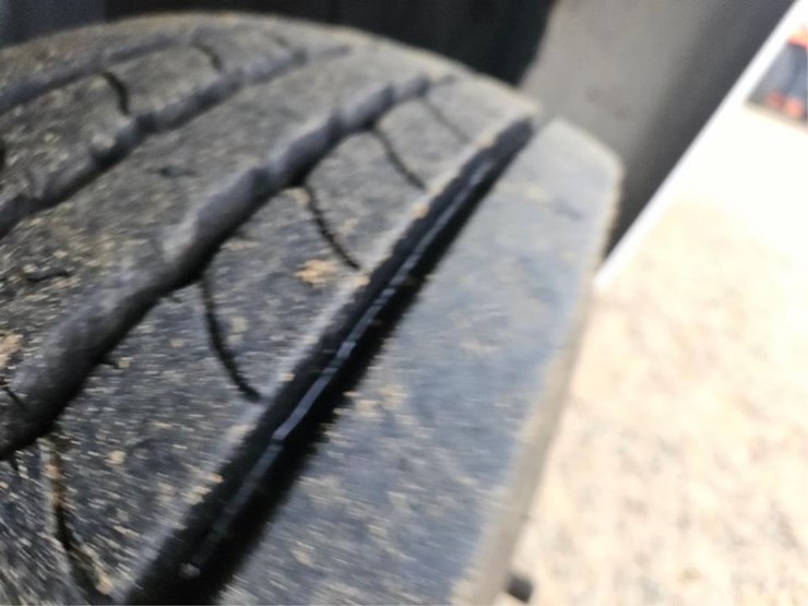 #3284-•-2003-gmc-c5500-aerial-truck-image-54