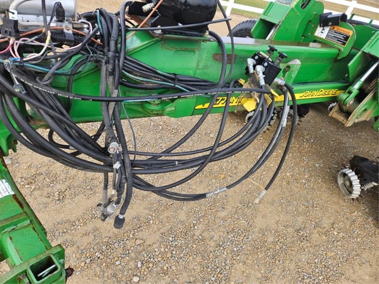 john-deere-1770nt-image-11