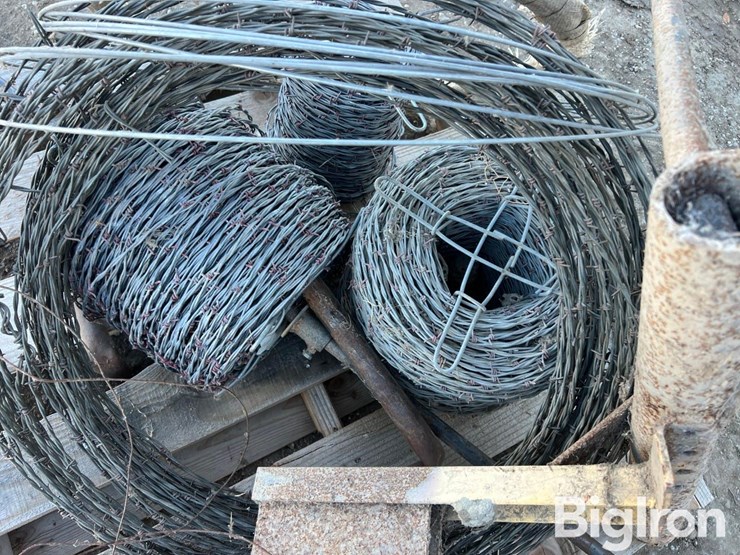 pallet-of-fencing-wire-image-15