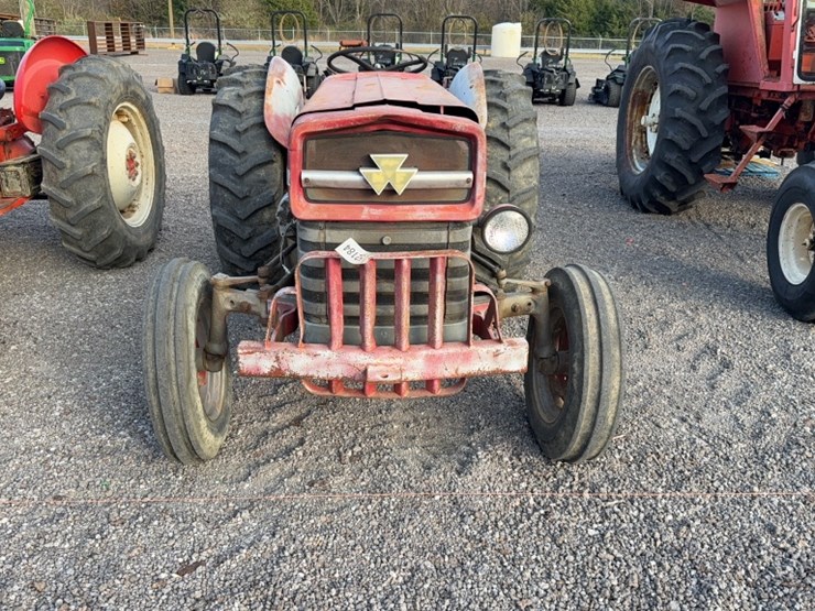 massey-ferguson-135-image-2