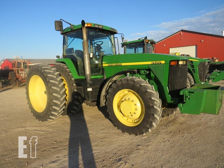 john-deere-8400-image-1