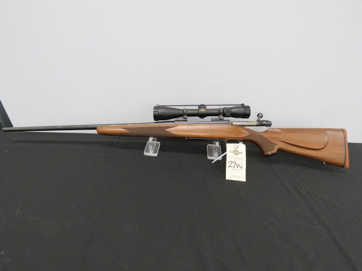 winchester-model-70-classic-sporter-25-06-bolt-action-rifle-image-1