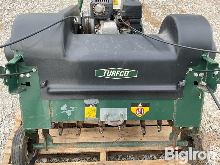 turfco-turnaer-6-walk-behind-aerator-image-18