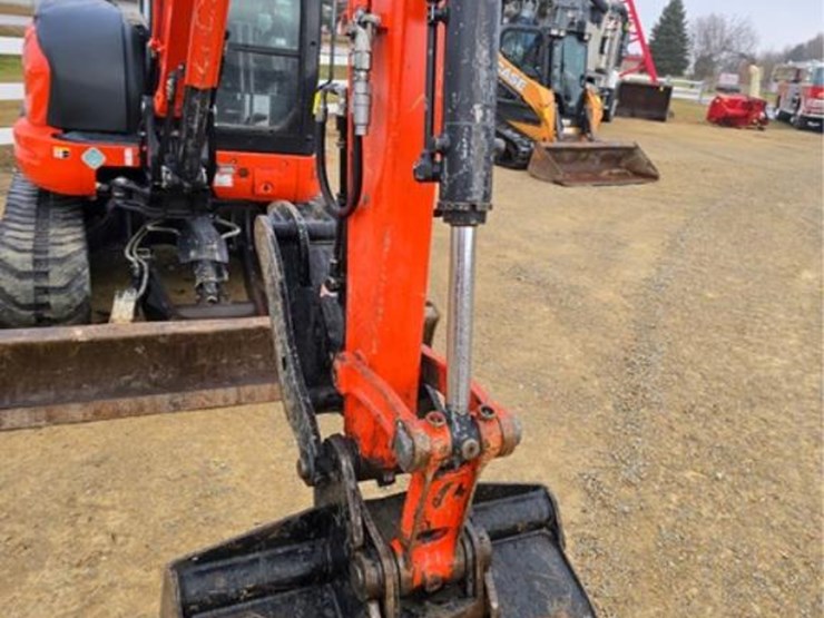 kubota-kx057-4-image-9