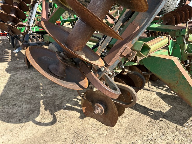 john-deere-635-image-45
