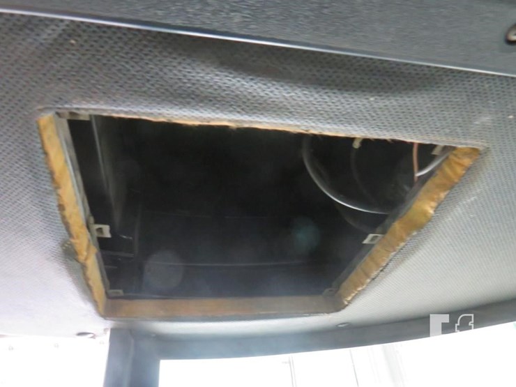 john-deere-4430-image-28