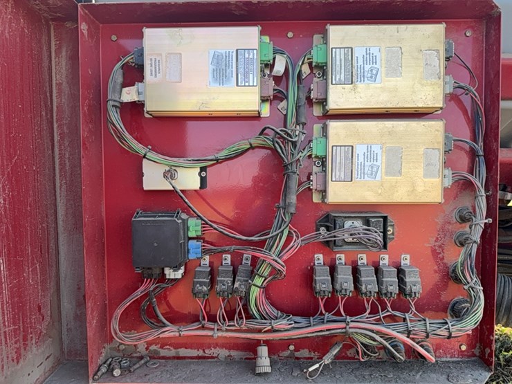 case-ih-1200-image-36