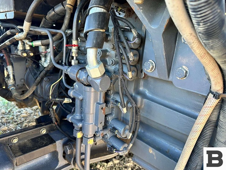 cat-challenger-55-tractor-image-55