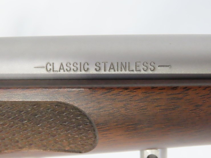 winchester-model-70-classic-stainless-sa-.270win-bolt-action-rifle-image-17