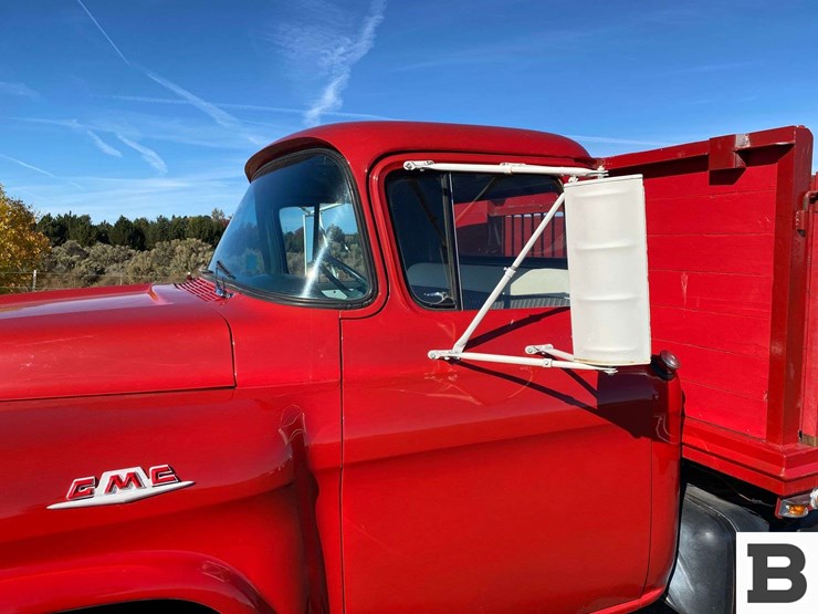 1959-gmc-370-bulk-agriculture-truck-image-12
