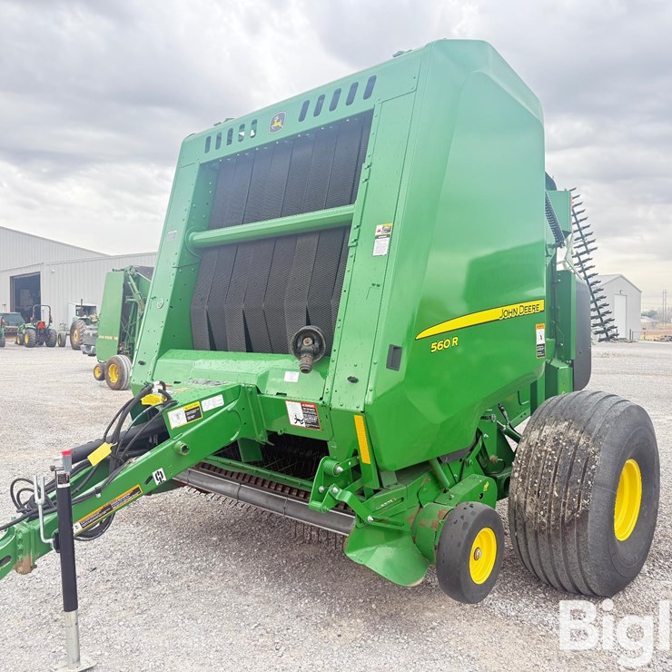 2022 JOHN DEERE 560R