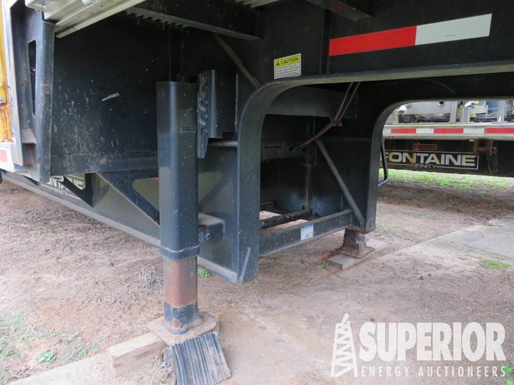 2019-fontaine-step-deck-image-29