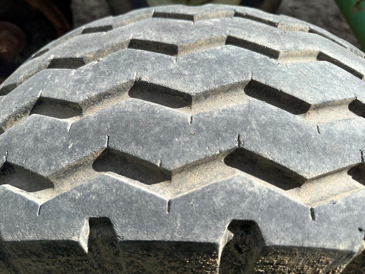 john-deere-635-image-14