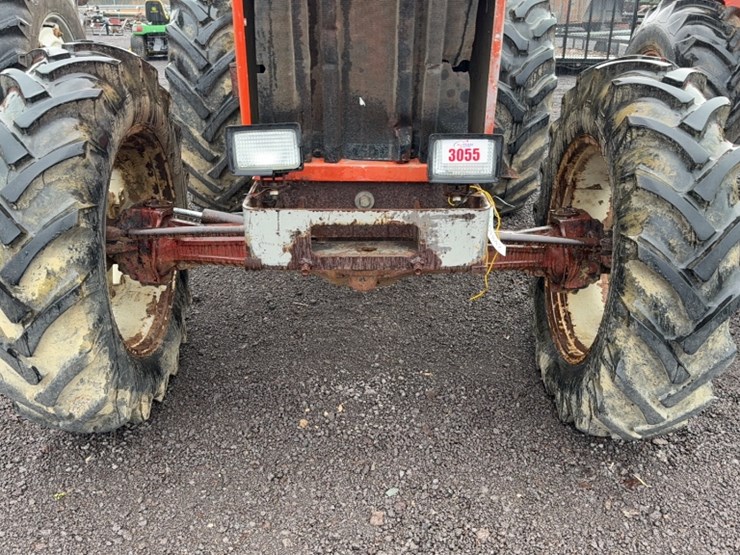 #3055-•-allis-chalmers-6080-tractor-image-4