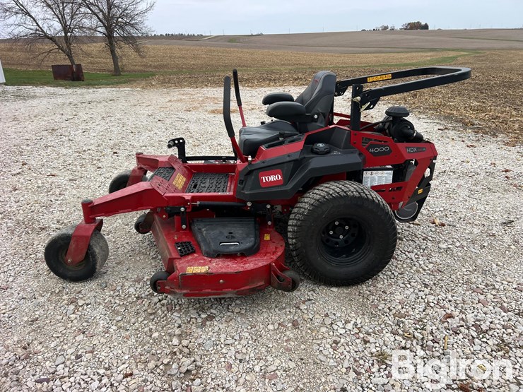 toro-4000-z-master-72"-zero-turn-mower-image-7