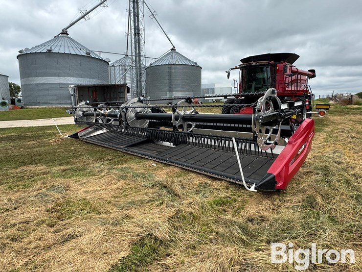 2024-case-ih-30-image-1