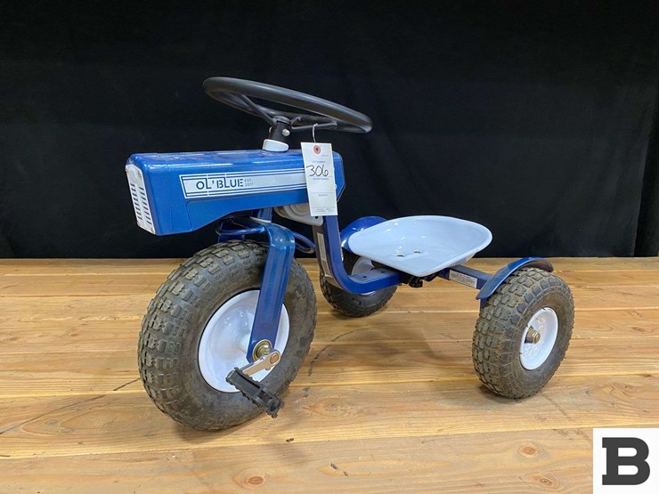 ol'-blue-toy-pedal-tricycle-image-1