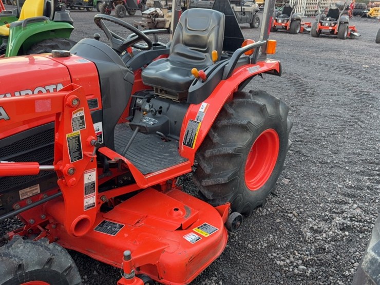 kubota-b3200-image-12