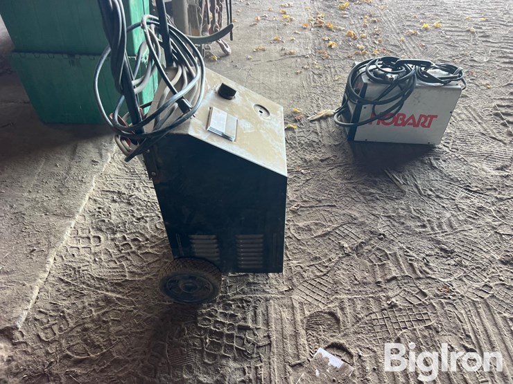 pro-series-battery-charger-image-3